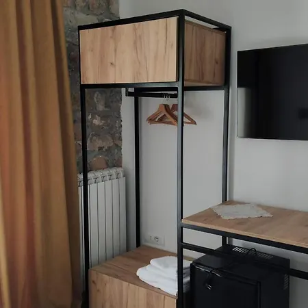 43 Guest house Lin