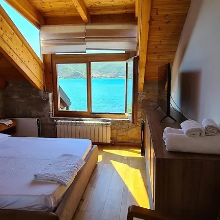 43 Guest house