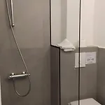 43 Πανσιόν Lini
