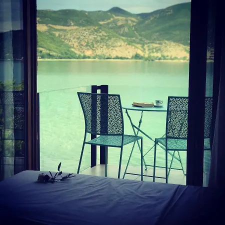 Πανσιόν 43 Lini