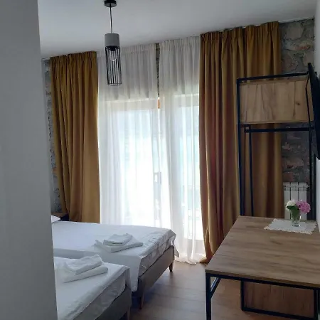 בית הארחה 43 4*